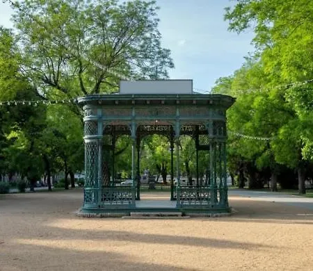 Διαμέρισμα Central Studio Apartment *